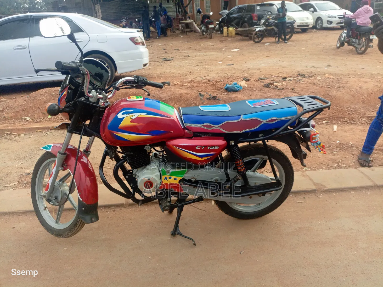 Bajaj Boxer 125 2024 Red