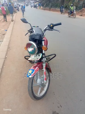 TVS HLX 125 2023 Red