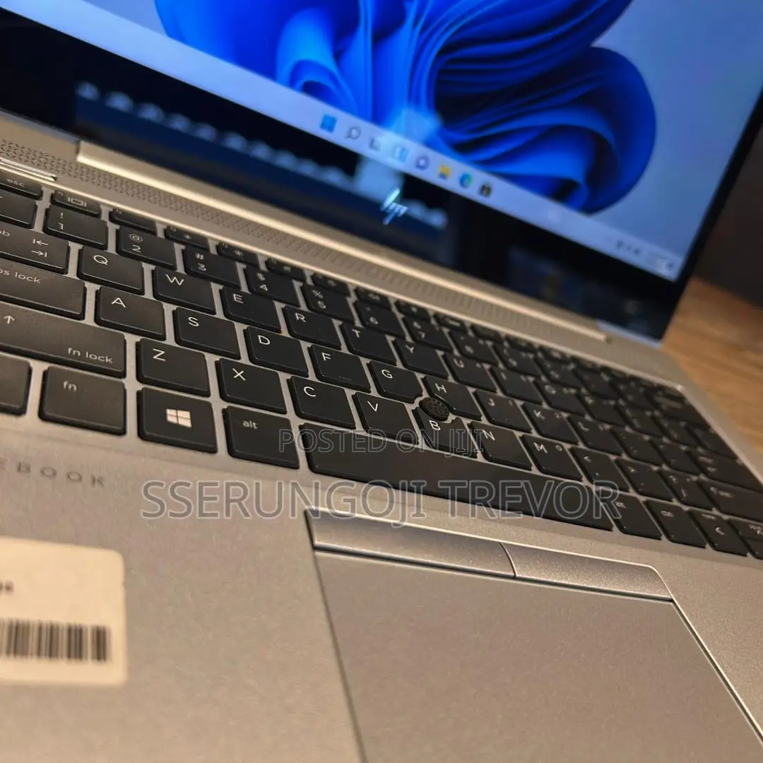 New Laptop HP EliteBook 840 G5 8GB Intel Core i5 SSHD+SSD 256GB