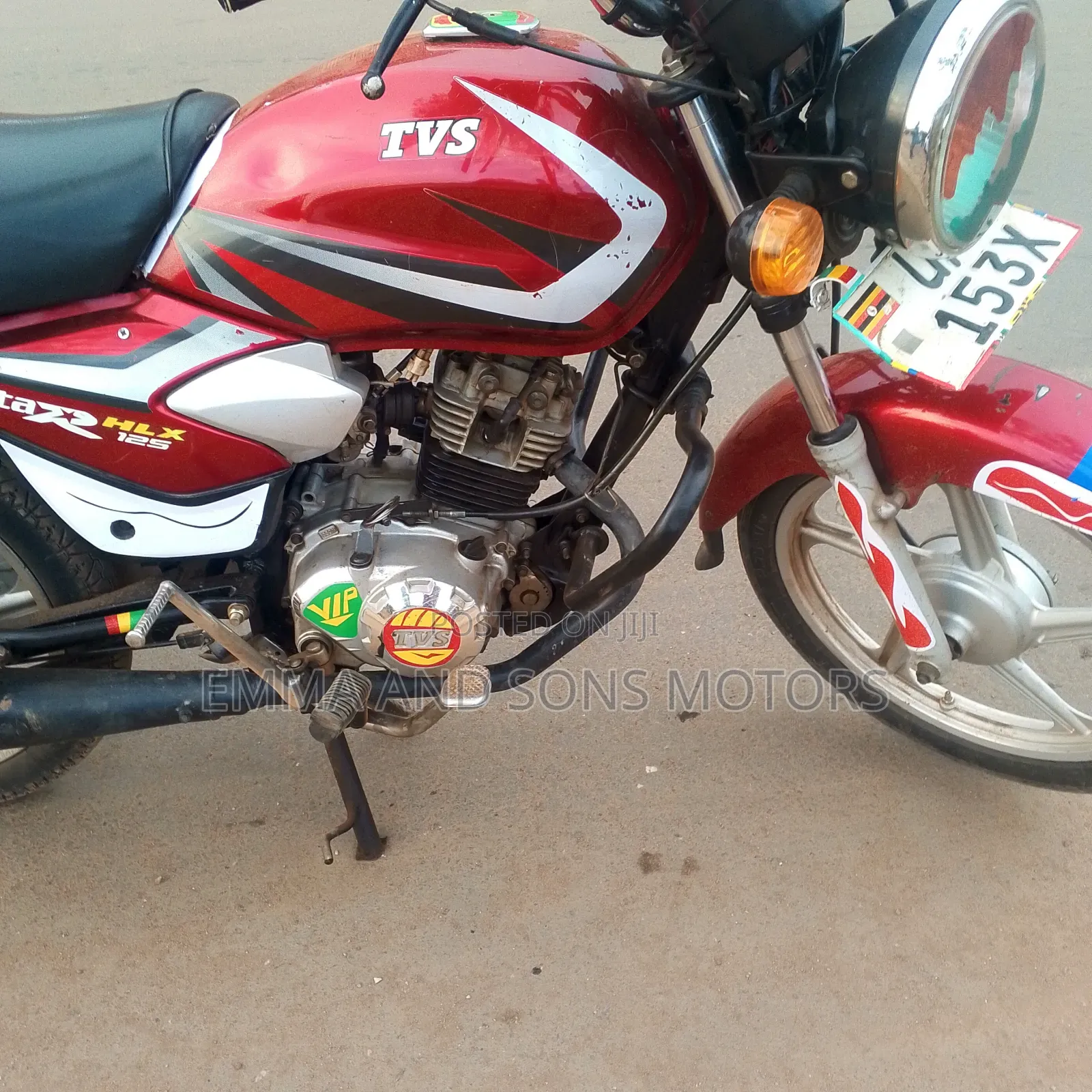 TVS HLX 125 2022 Red
