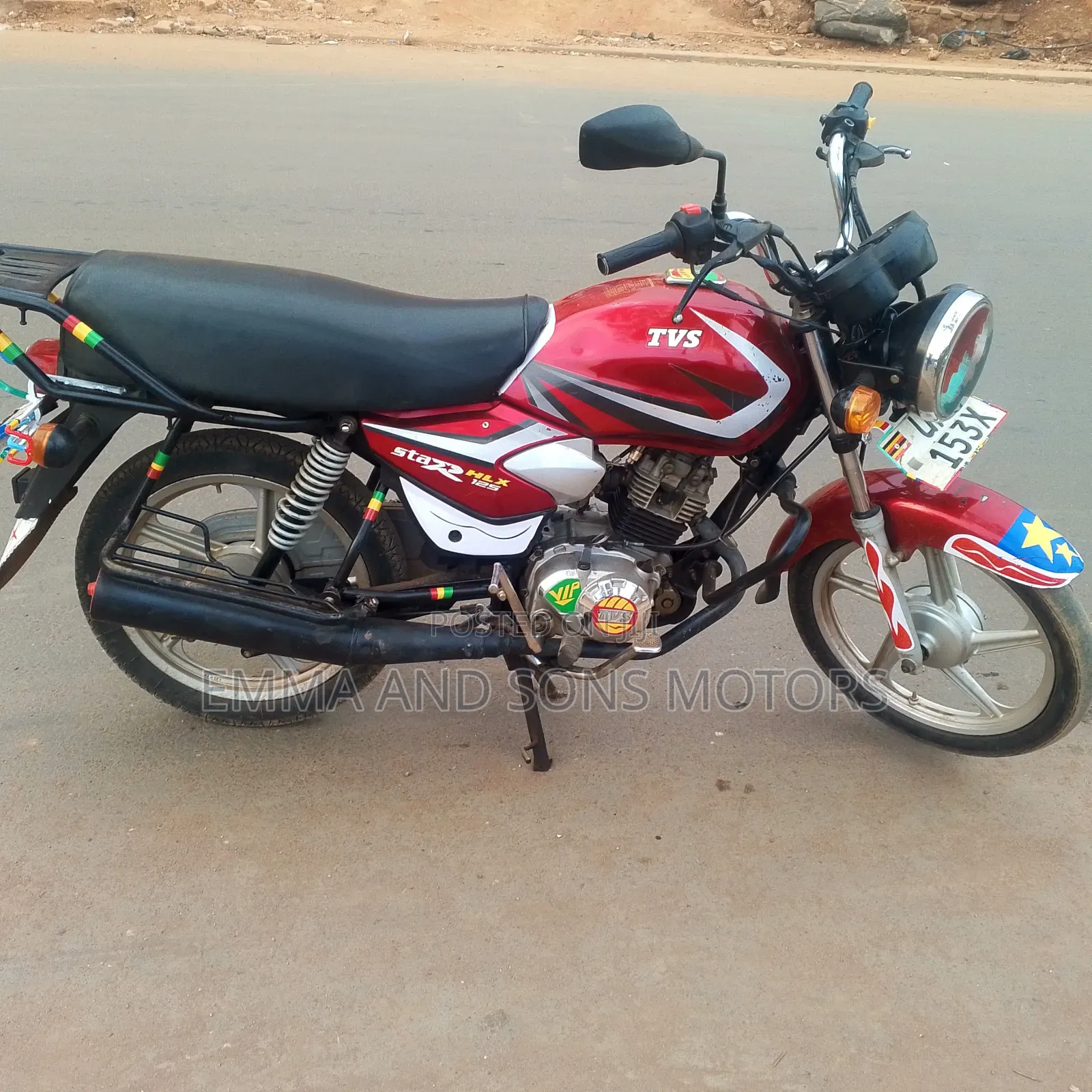 TVS HLX 125 2022 Red