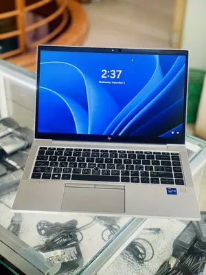 Laptop HP EliteBook 840 G8 16GB Intel Core I7 SSHD (Hybrid) 512GB