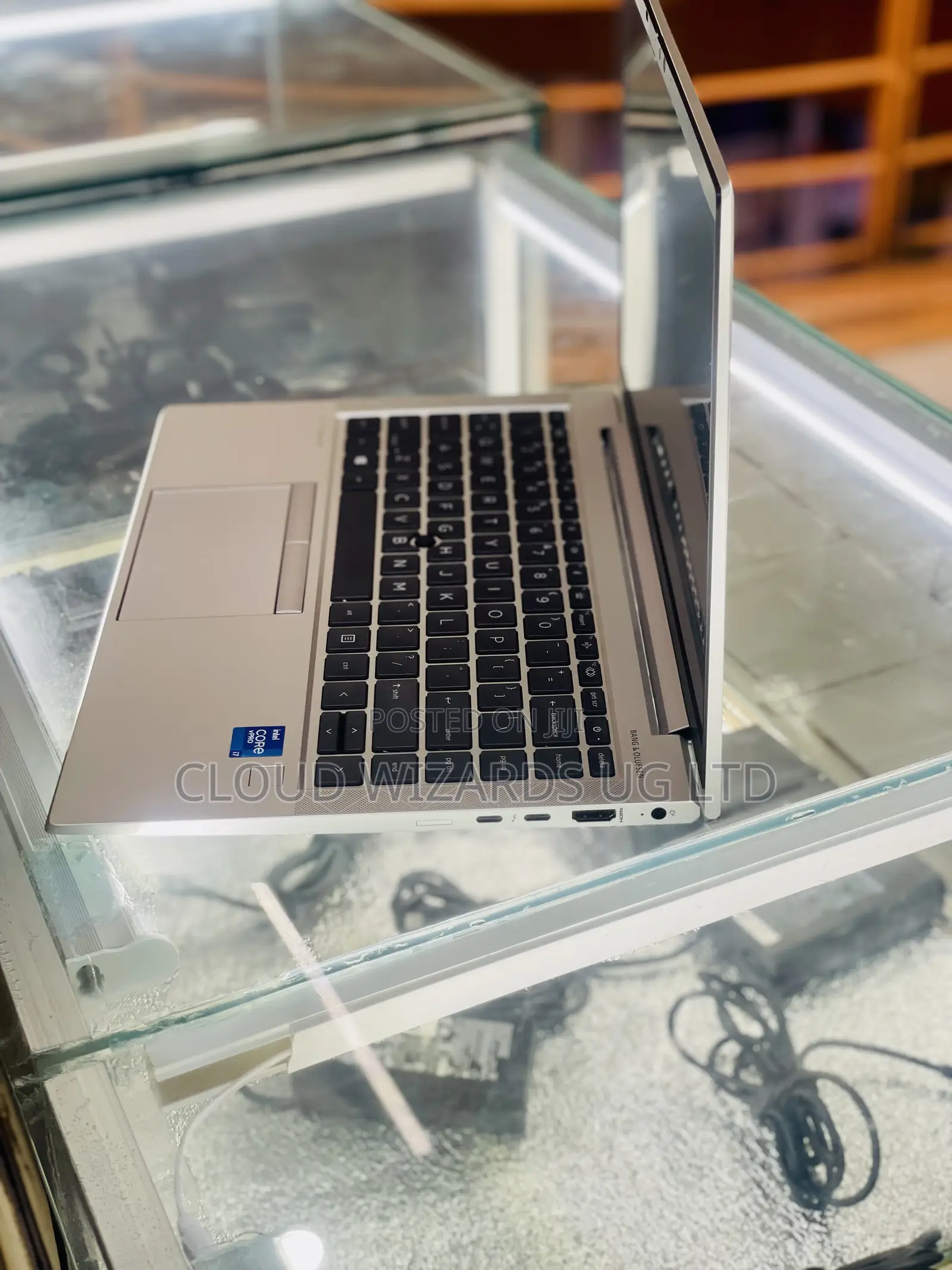 Laptop HP EliteBook 840 G8 16GB Intel Core I5 SSHD (Hybrid) 512GB