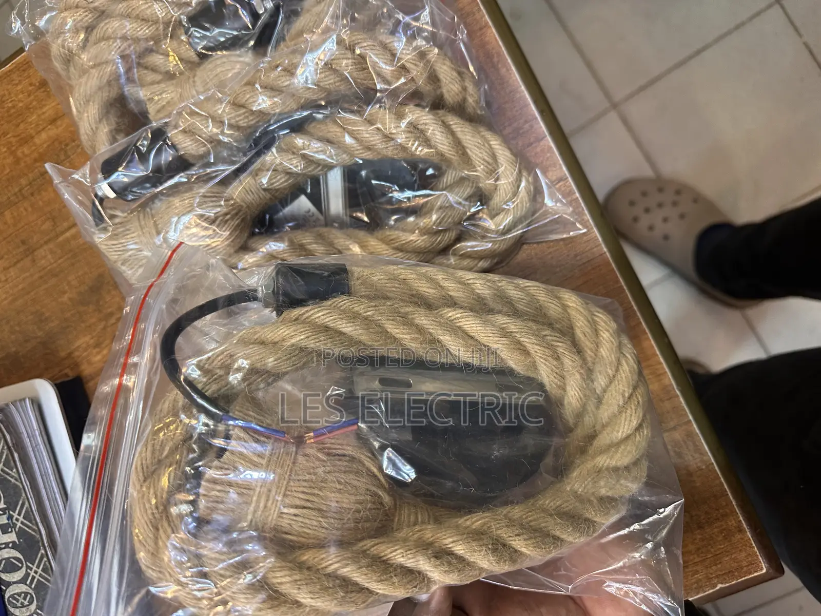 One Metre Rope Lampholder E27 in Central Division - Lighting, Les ...