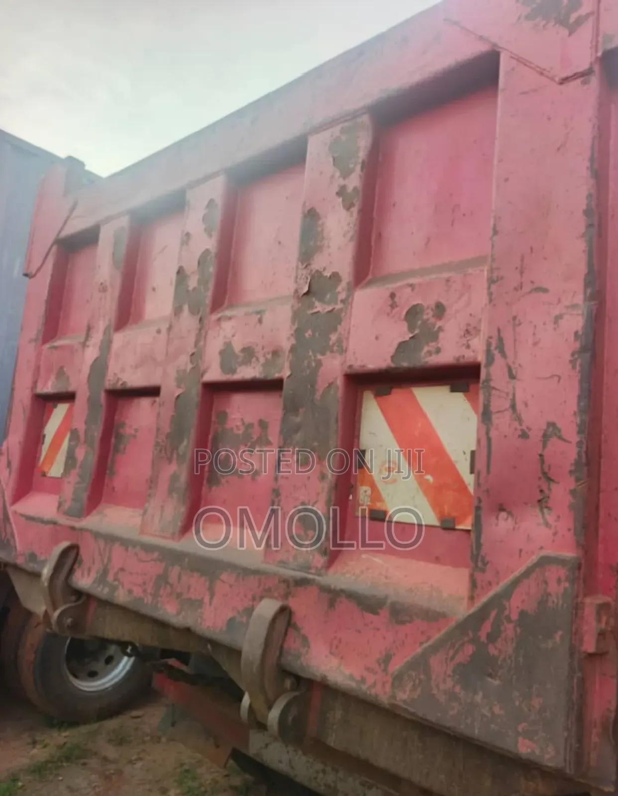 Sinotruck of 12 Tyres for Sale