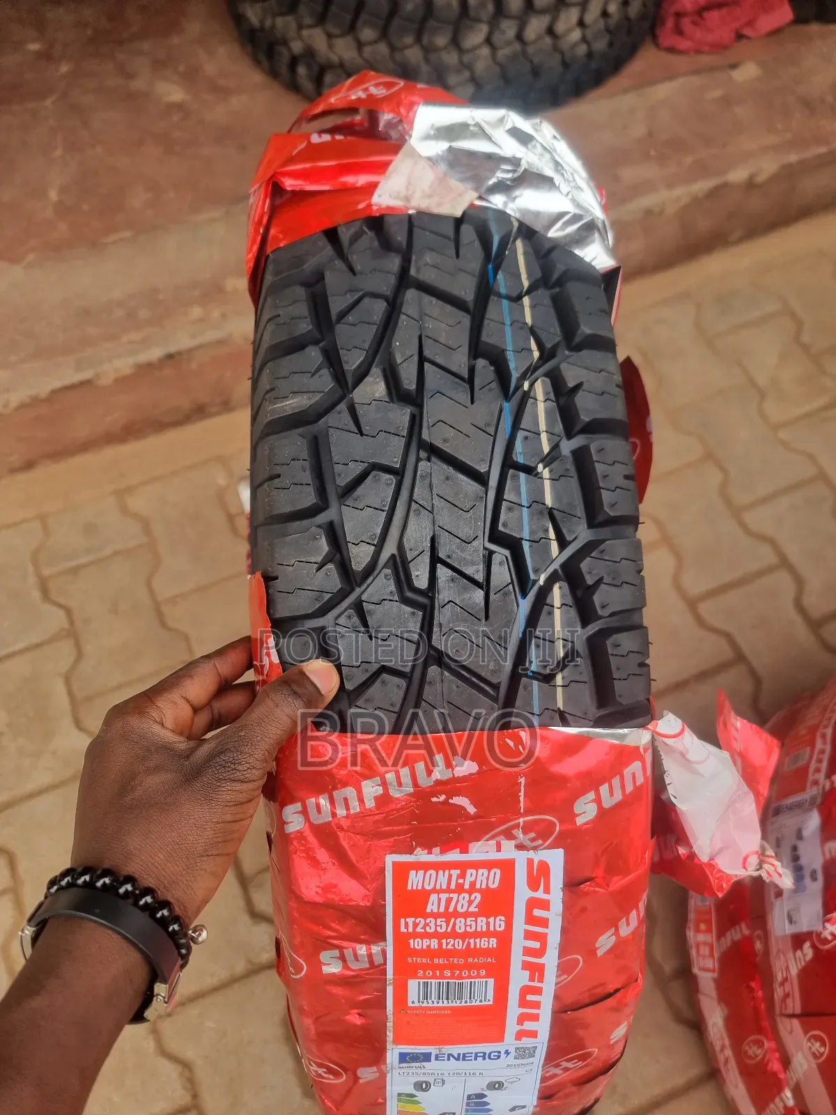 235/85r16 All Terrian Tyres.