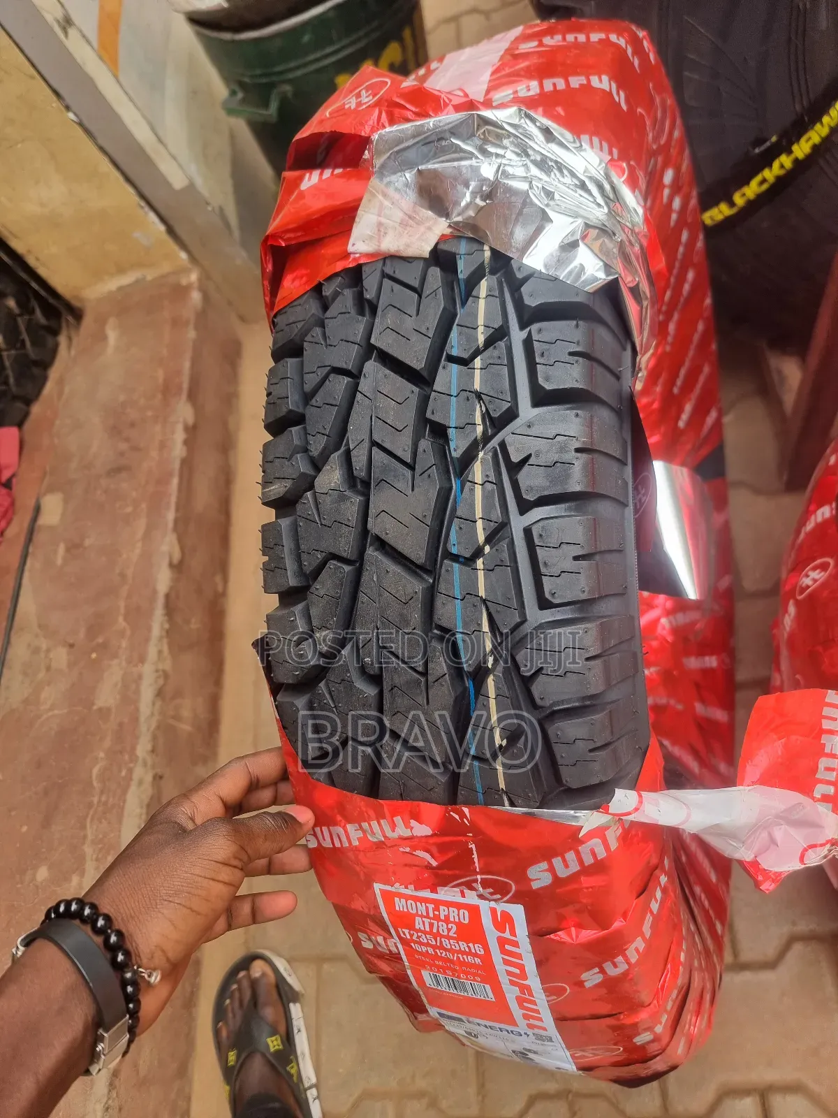 235/85r16 All Terrian Tyres.