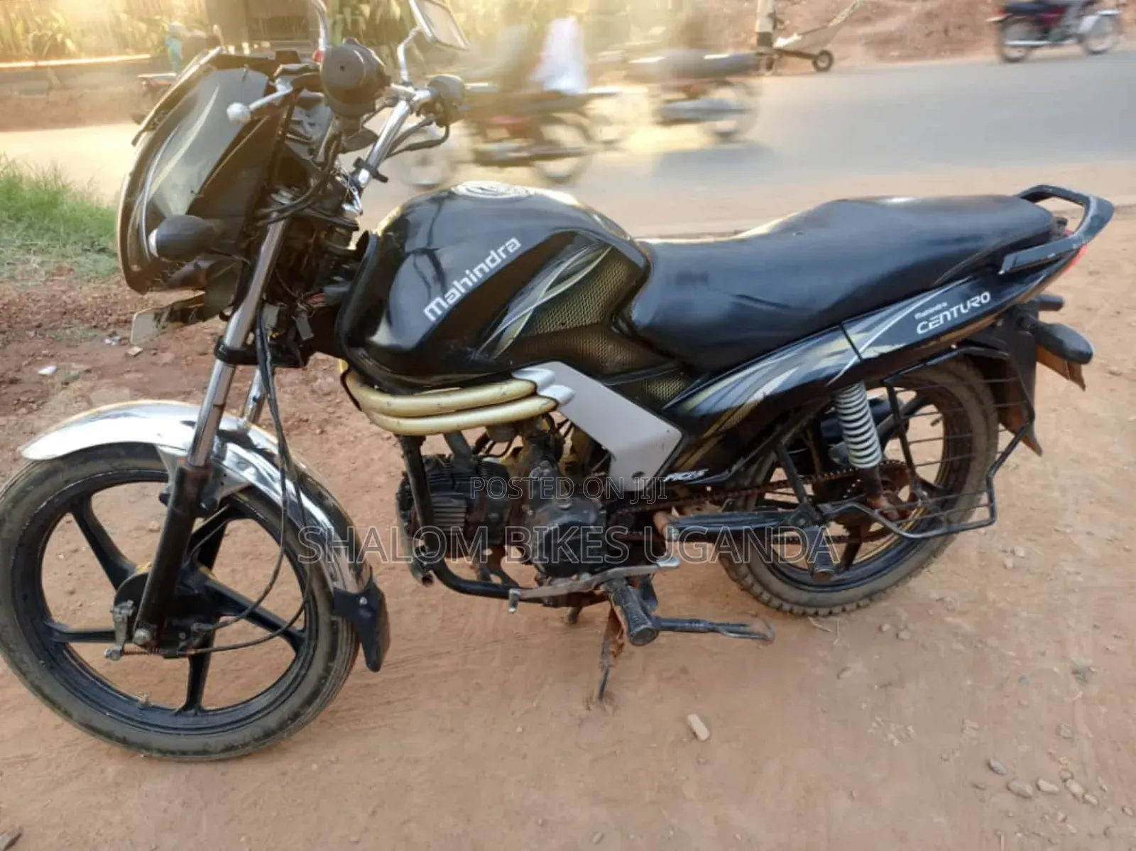 Mahindra Centuro 2018 Black