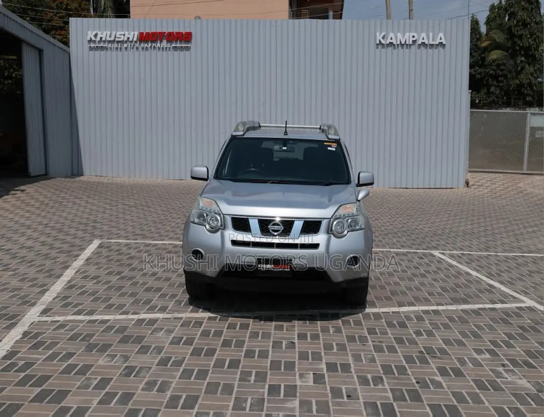 Nissan X-Trail 2012 Silver