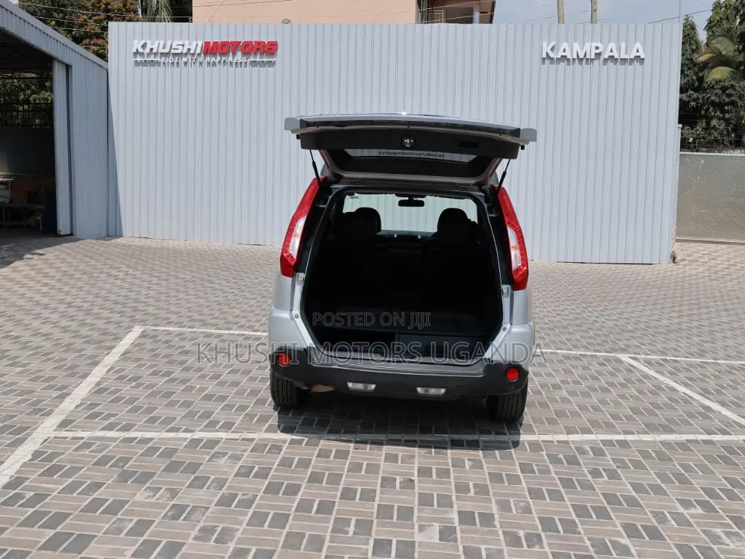 Nissan X-Trail 2012 Silver