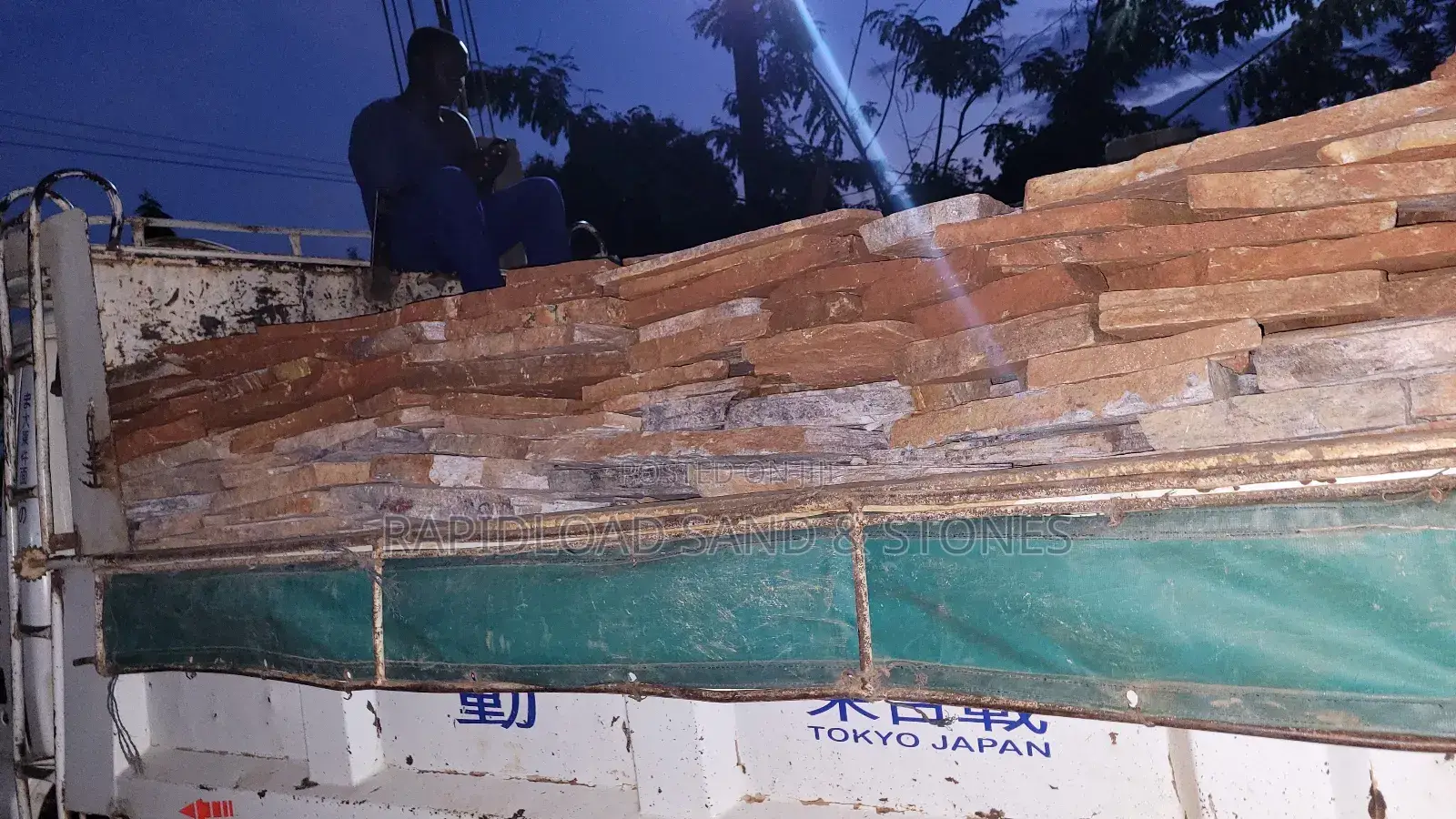 Brown Slates and Block Slates for Forward Kiswa