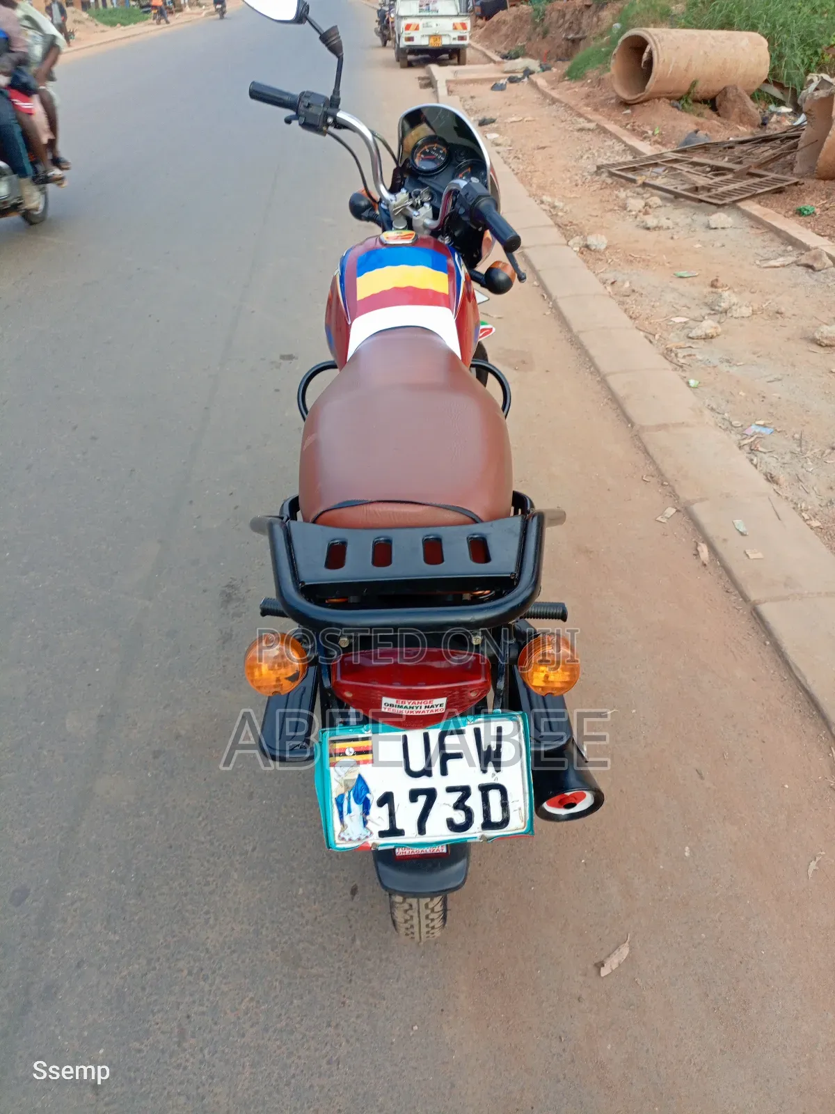 Bajaj Boxer 125 2024 Red
