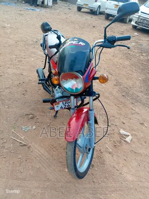 Bajaj Boxer 125 2024 Red