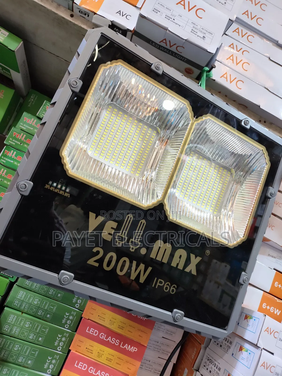 Bright Led Solar Flood Light With It's Solar Panel Vellomax