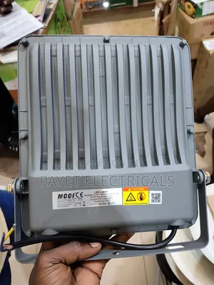 100 Watts Flood Light for Modi Water Proof