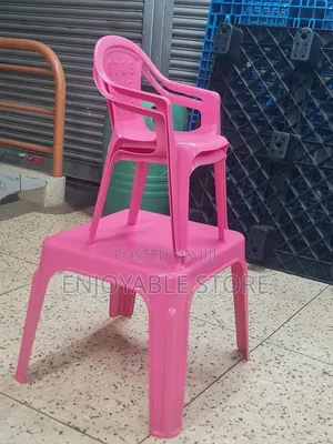 Reading Plastic Kids Table and 2 Chairs