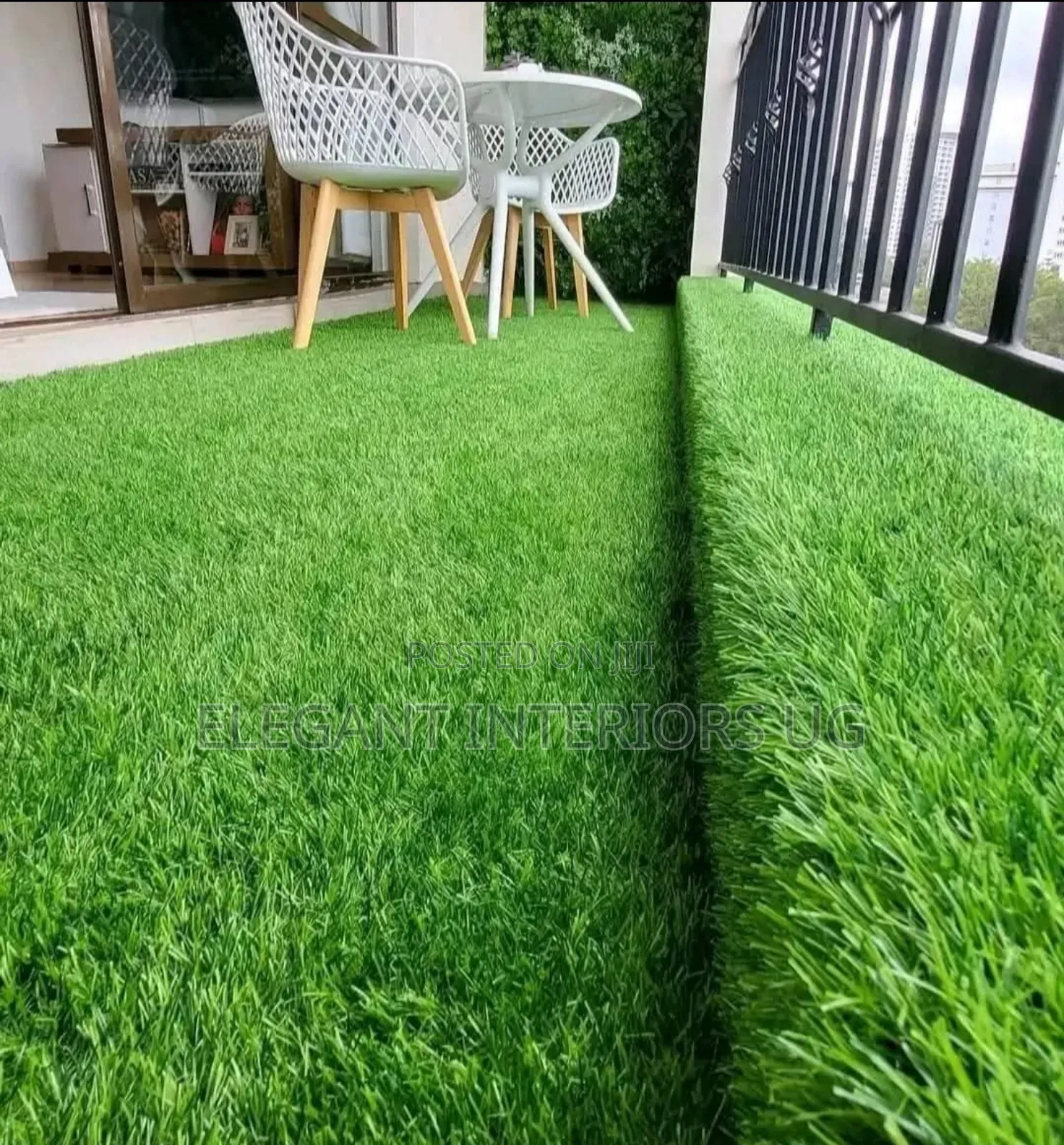 Elegant Grass Carpets at Favorable Price in All Thicknesses