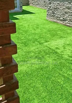 Artificial Grass Carpets for Compounds Balconies and Artificial Turfs