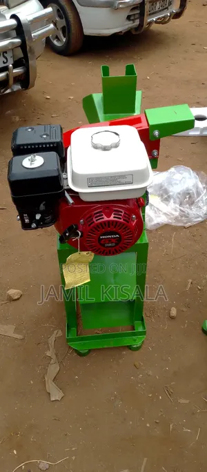 Small Honda Petrol Silage Machine