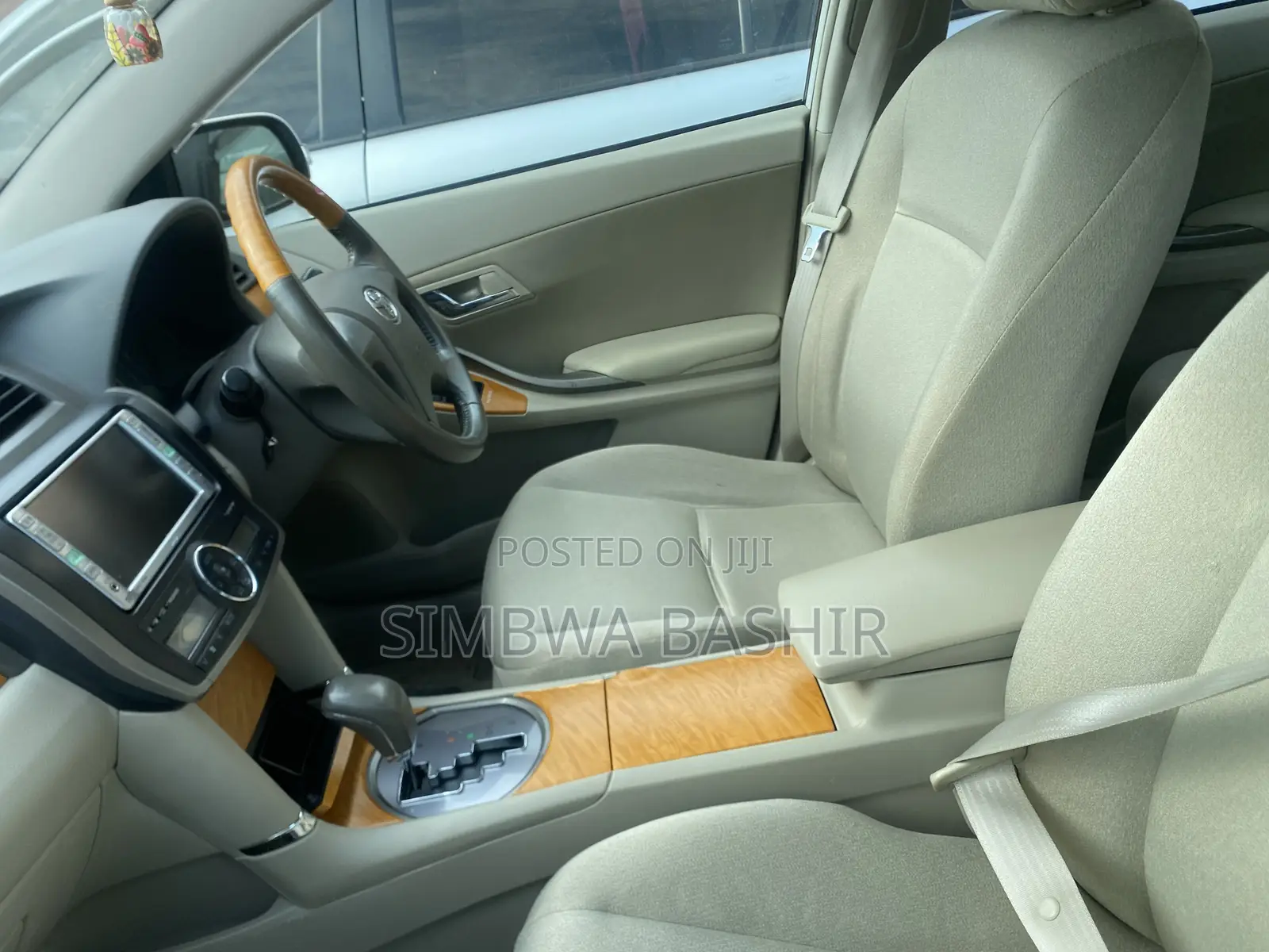 Toyota Premio 2009 White
