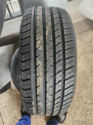215 55 R17 Ux1 Jk Tires India  Made Vry Original 5years Warranty.