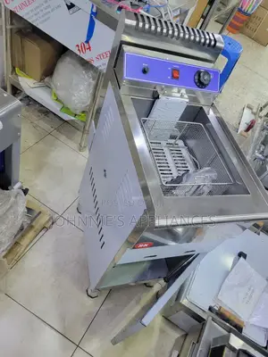 Rk Commercial Single Gas Deepfryer With Down Storage 20l
