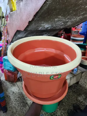 Imported Plastic Flower Pots