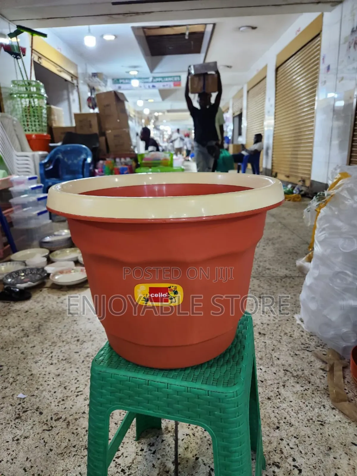 Imported Plastic Flower Pots