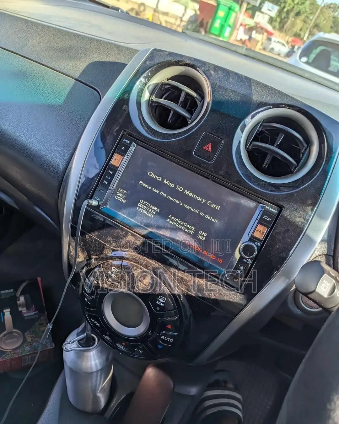Nissan Radio Fixing