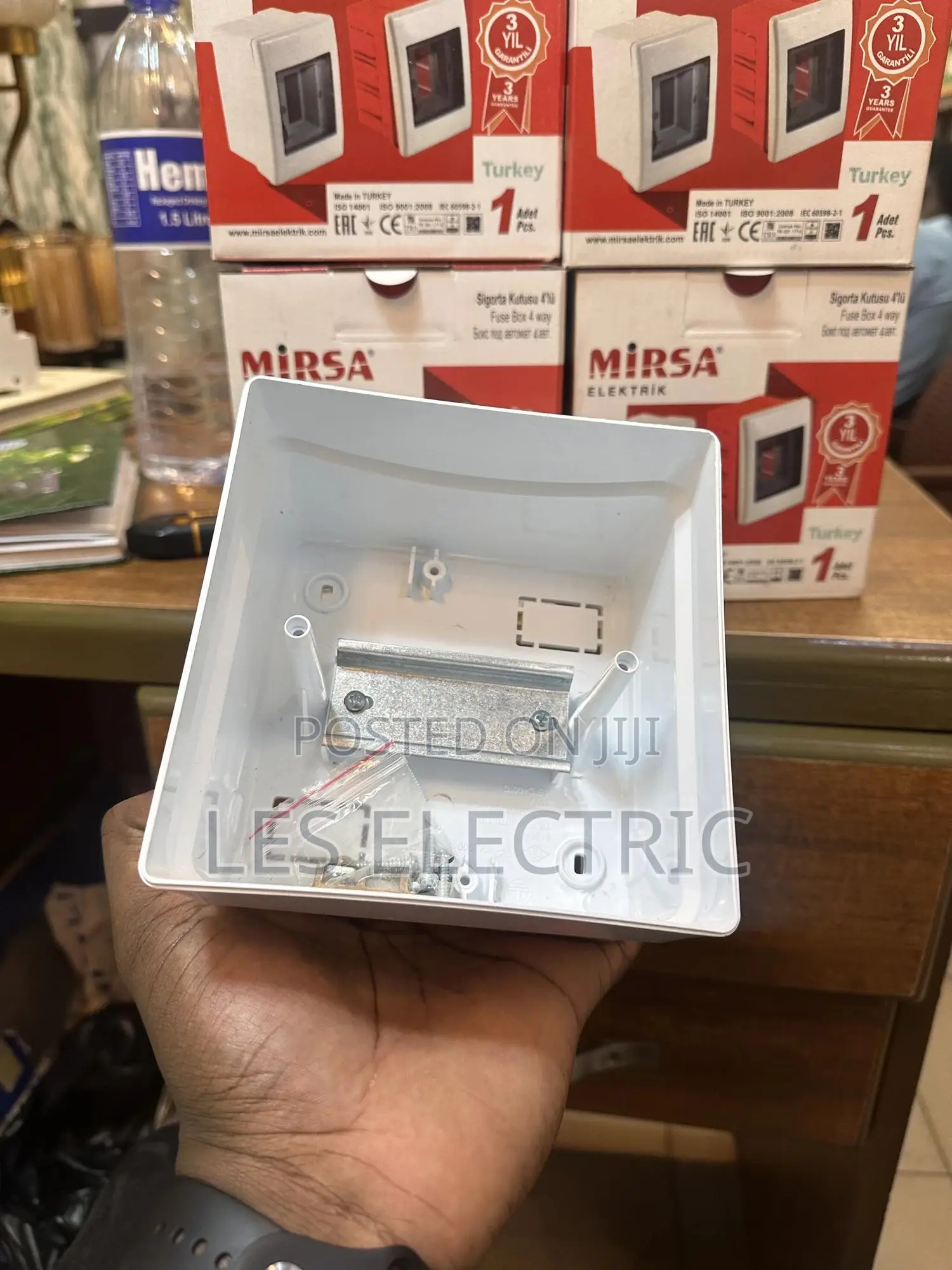 2way Plastic Breaker Box