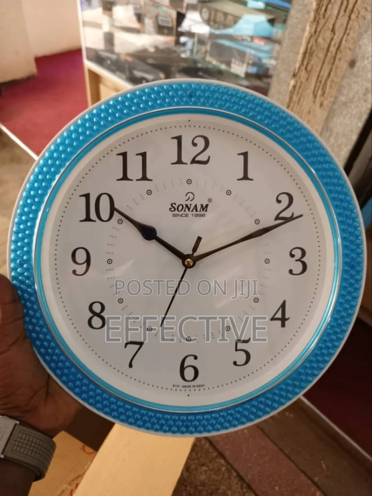 Sonam Quartz Clock
