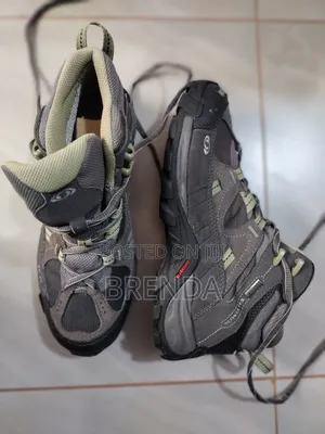 Used Salomon Size 38 Shoes