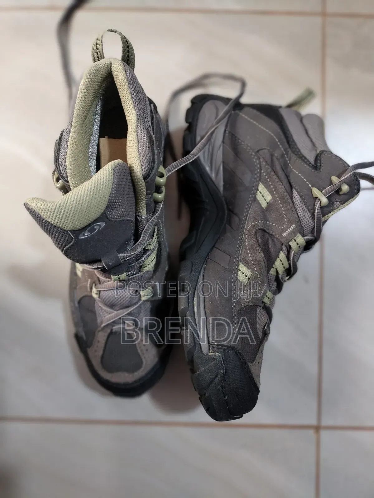 Used Salomon Size 38 Shoes