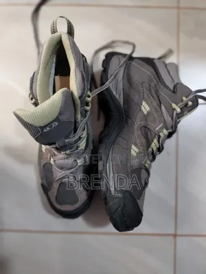 Used Salomon Size 38 Shoes
