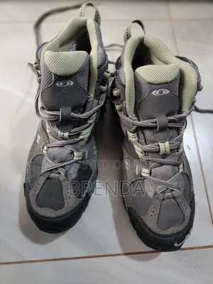 Used Salomon Size 38 Shoes