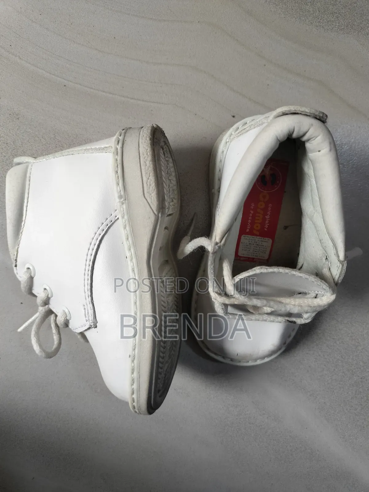 Used Size 21 White Cosmos Shoes