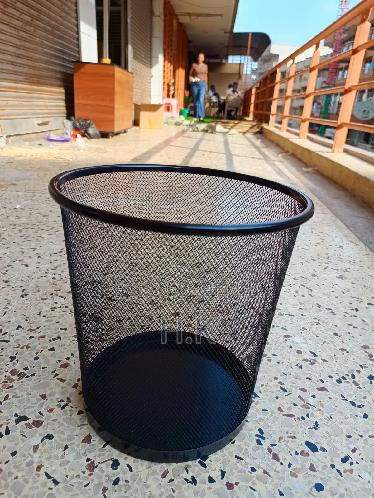Metal Mesh Waste Bin(Medium)
