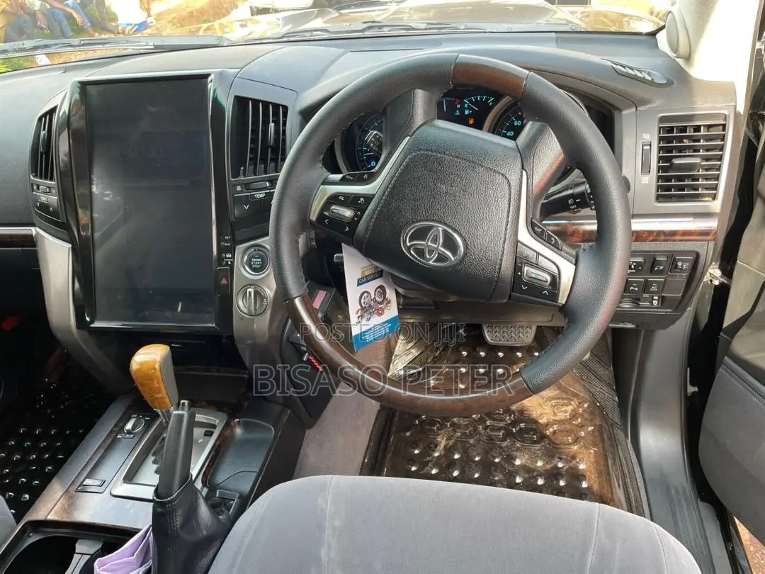 Toyota Land Cruiser 2008 Black
