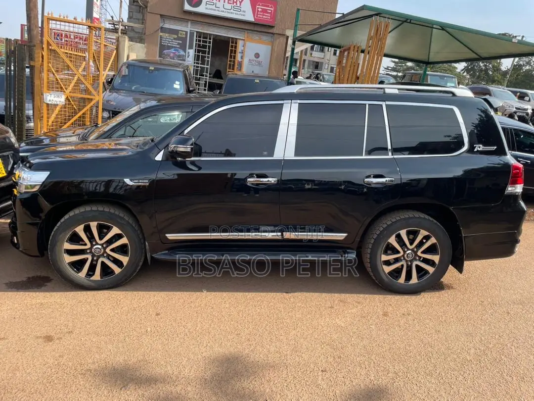 Toyota Land Cruiser 2008 Black