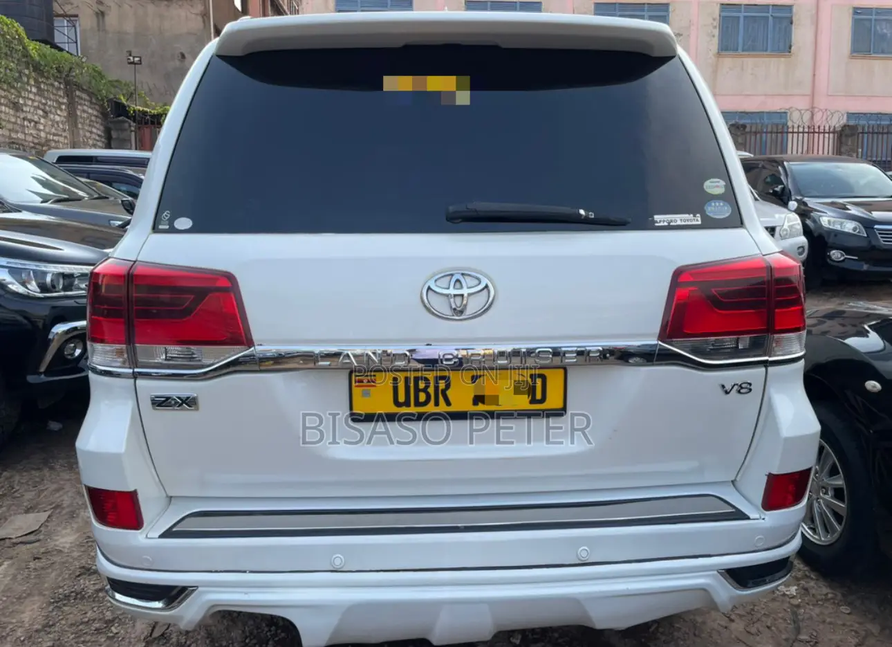 Toyota Land Cruiser 4.0 V6 GX-R 2010 White