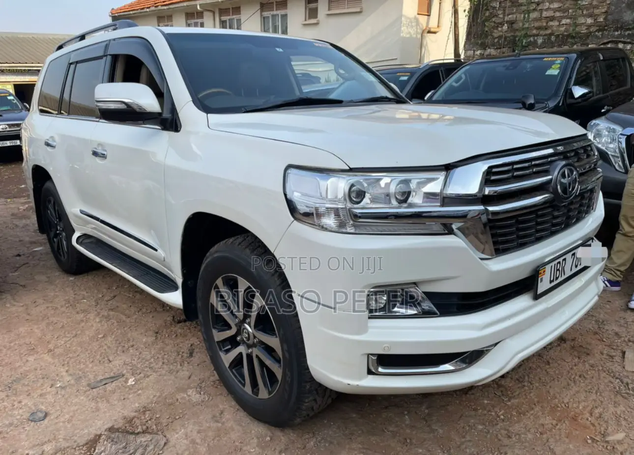 Toyota Land Cruiser 4.0 V6 GX-R 2010 White