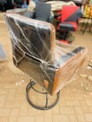 Beautiful and Strong Salon Barber Chair