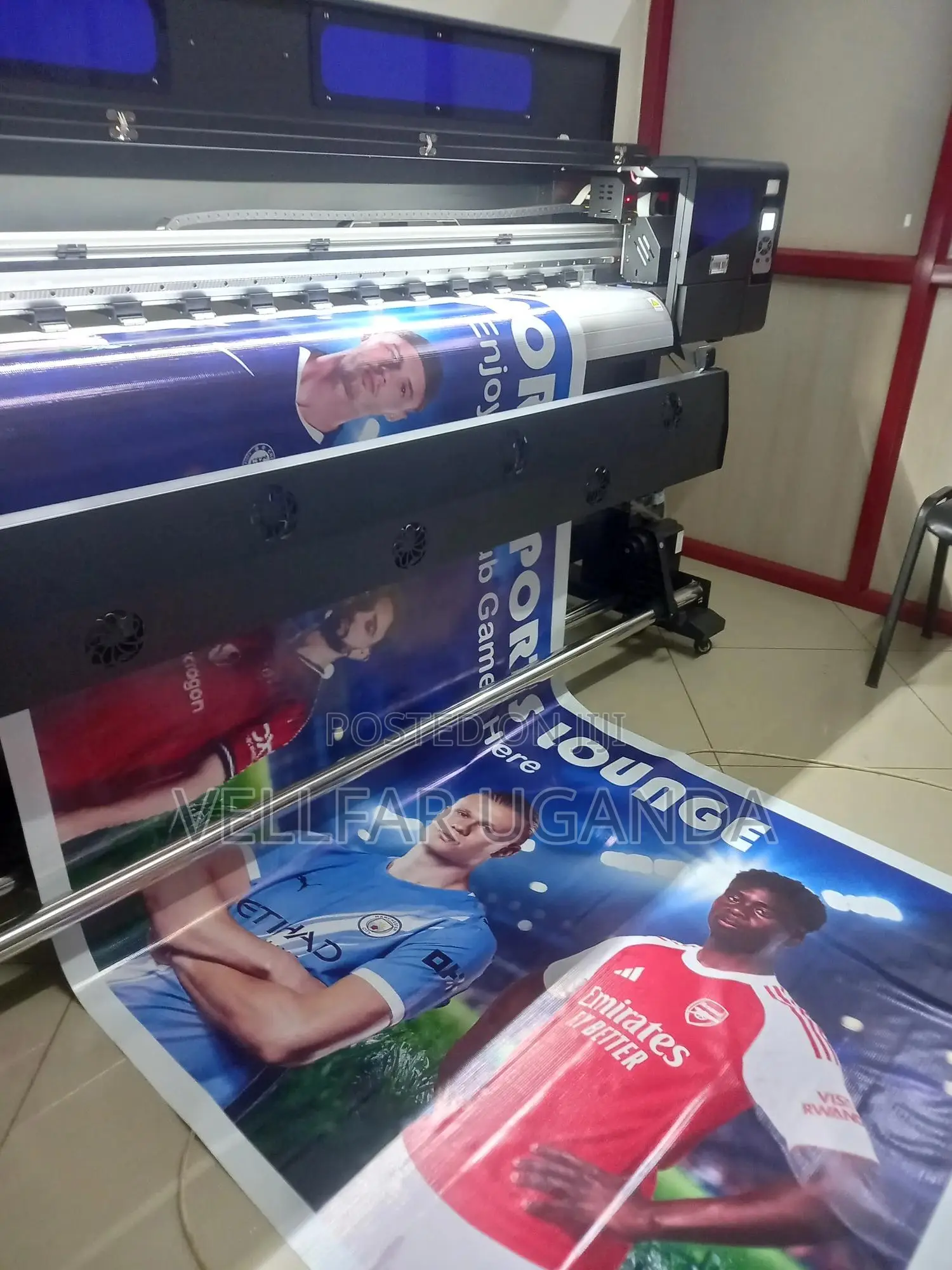 Outdoor Banners (Design and Printing)
