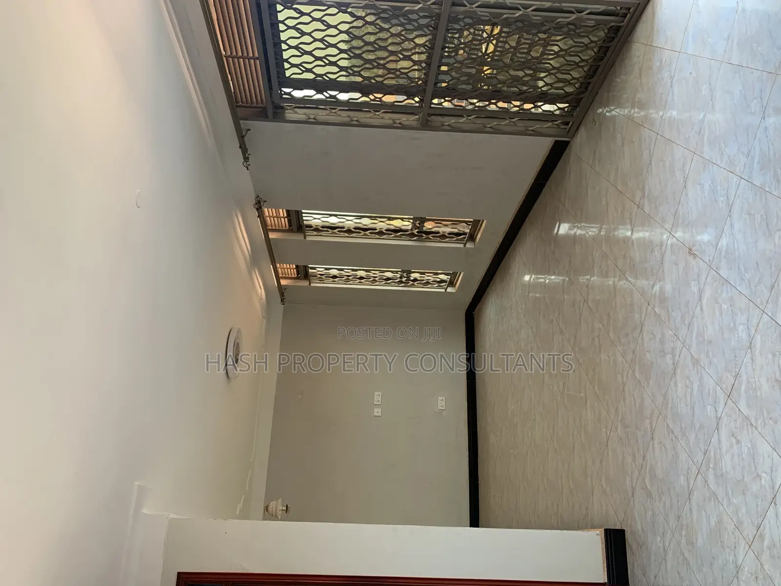 2bdrm Apartment in Isaiah 54:17, Makindye for rent