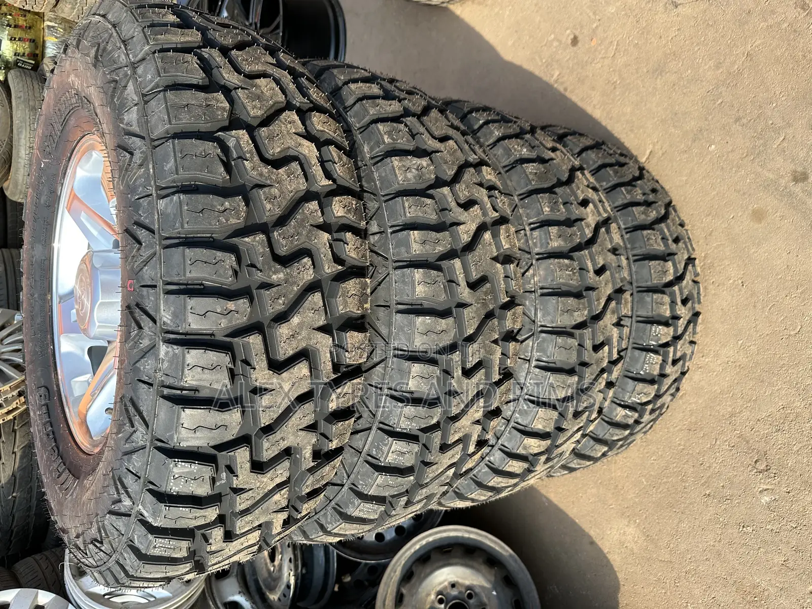 265/76r16 Brand New Tyres