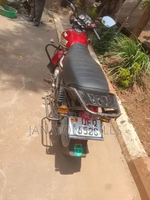 TVS HLX 125 2022 Red