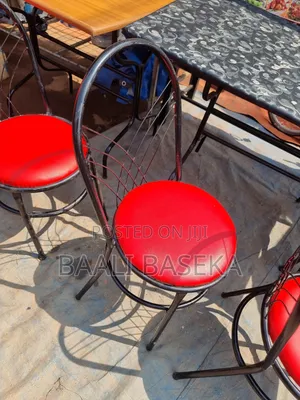 Attractive and Affordable Restaurant Seats/Cheap