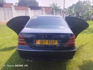 Mercedes-Benz C200 2002 Blue