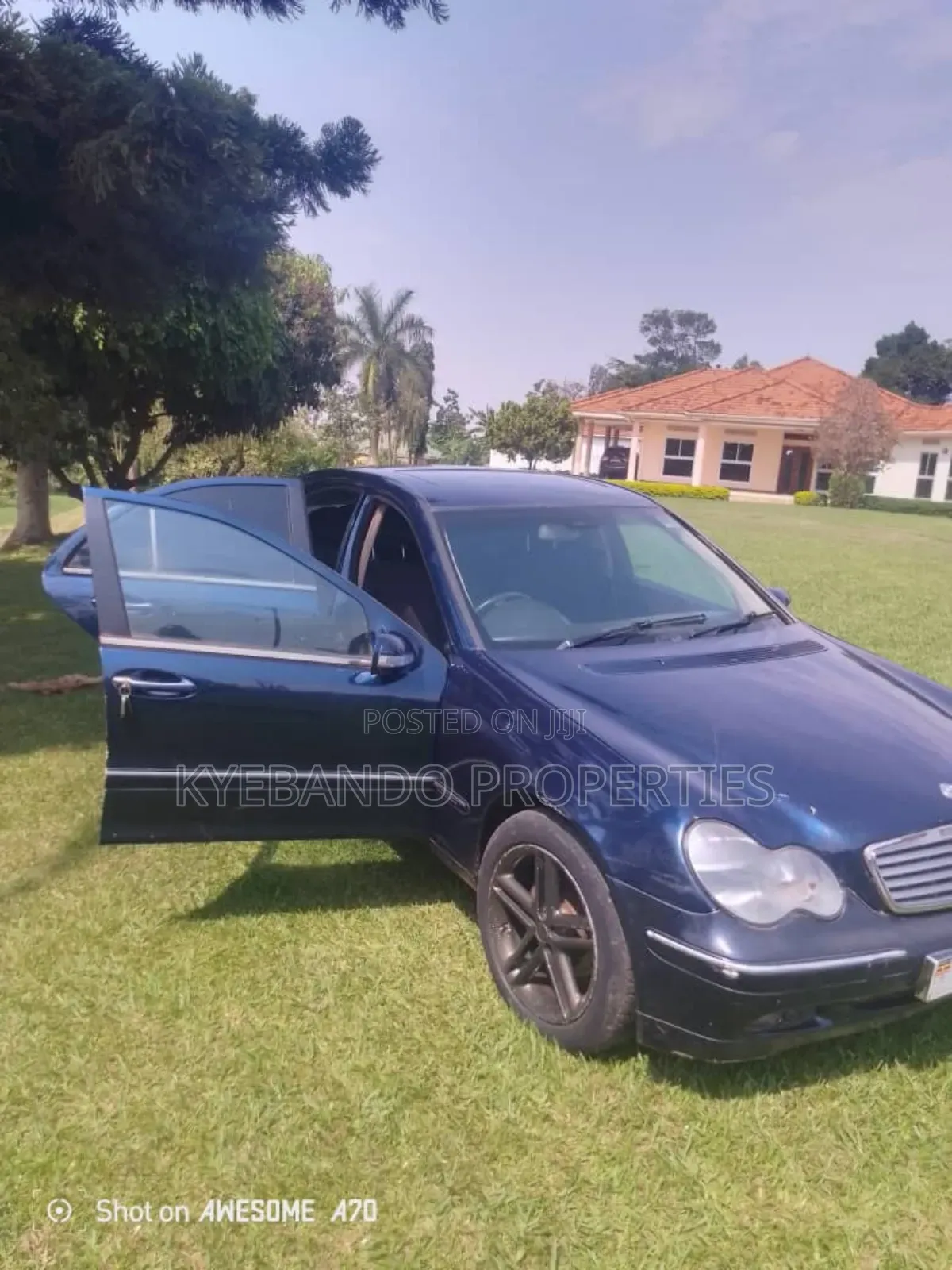 Mercedes-Benz C200 2002 Blue
