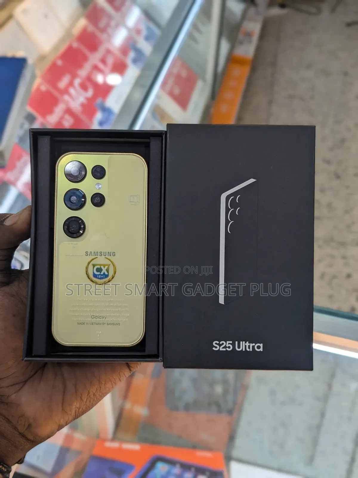 New Mobile Phone 64 GB Gold